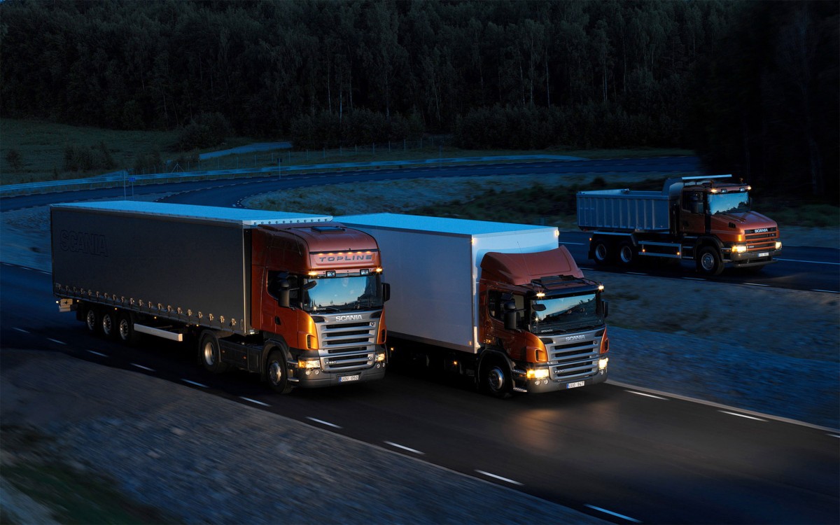 ../wp-content/uploads/sites/2/2015/09/Three-orange-Scania-trucks-1200x750.jpg